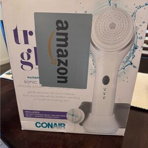 Conair White Sonic Cleansing Brush – Gentle Exfoliating Cleanser